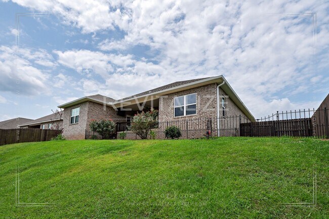 Building Photo - 12941 Sanderling Lp