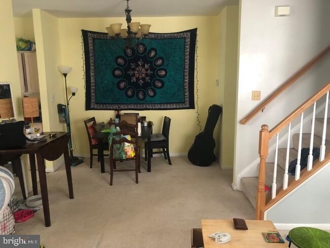 Building Photo - 44232 Mossy Brook Square