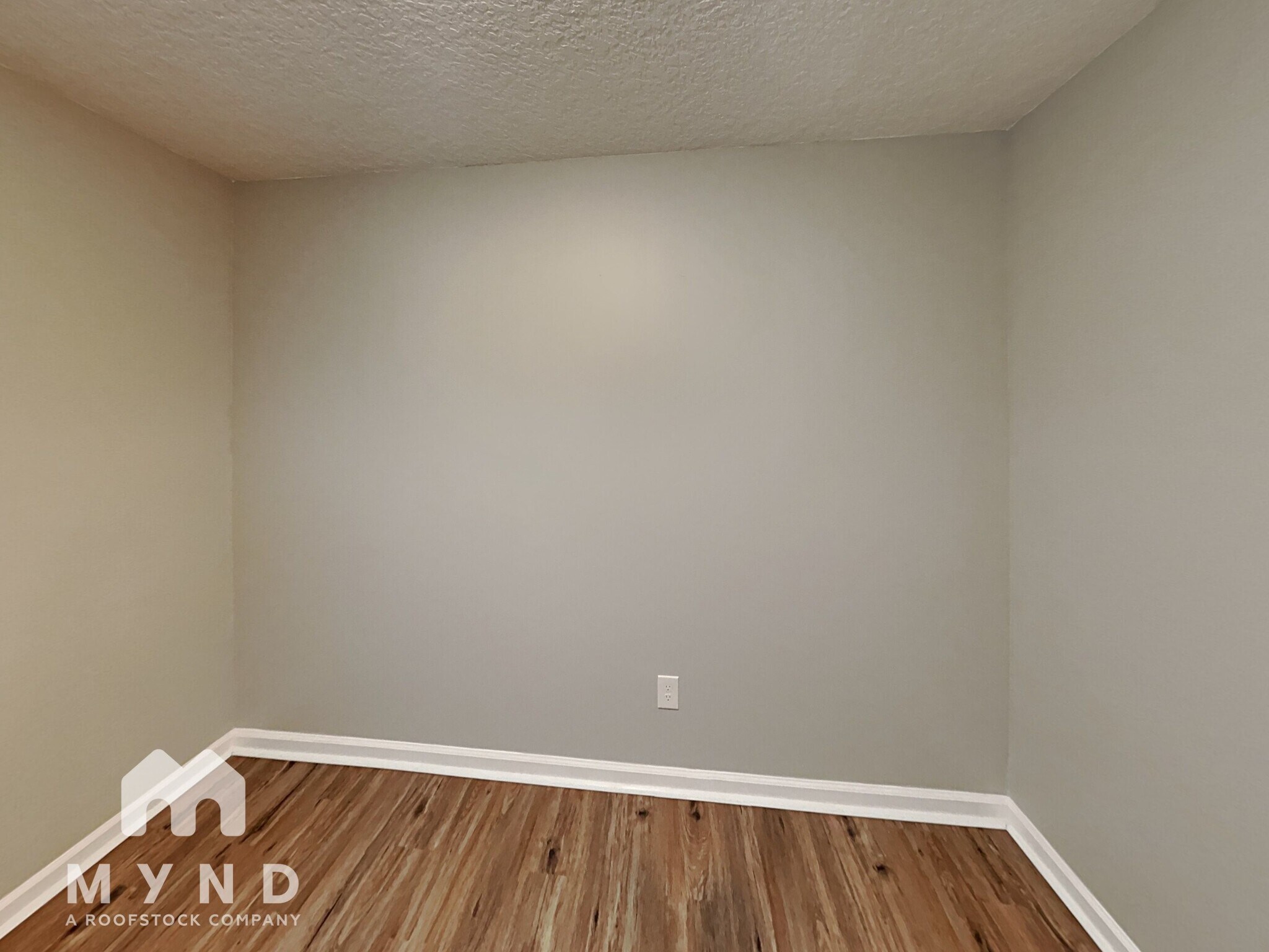 Building Photo - 3055 Dignan St