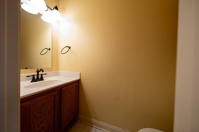 Building Photo - 17870 Cobblestone Way