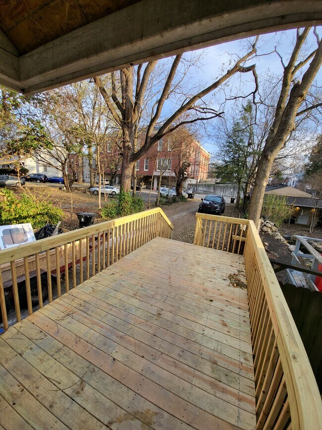 Building Photo - 1616 Ellwood Ave