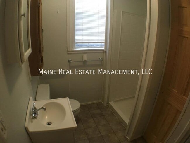 Building Photo - 97 Broadway-Apt 4