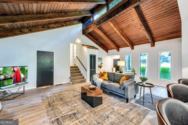 Building Photo - 3870 Northpoint Dr