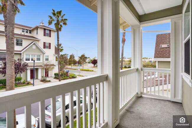 Building Photo - 1604 Northshore Dr