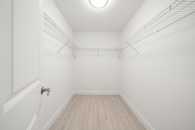 Building Photo - 4119 Tangier St