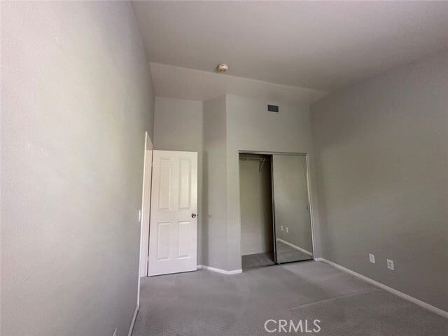 Building Photo - 12960 MacKenzie Dr