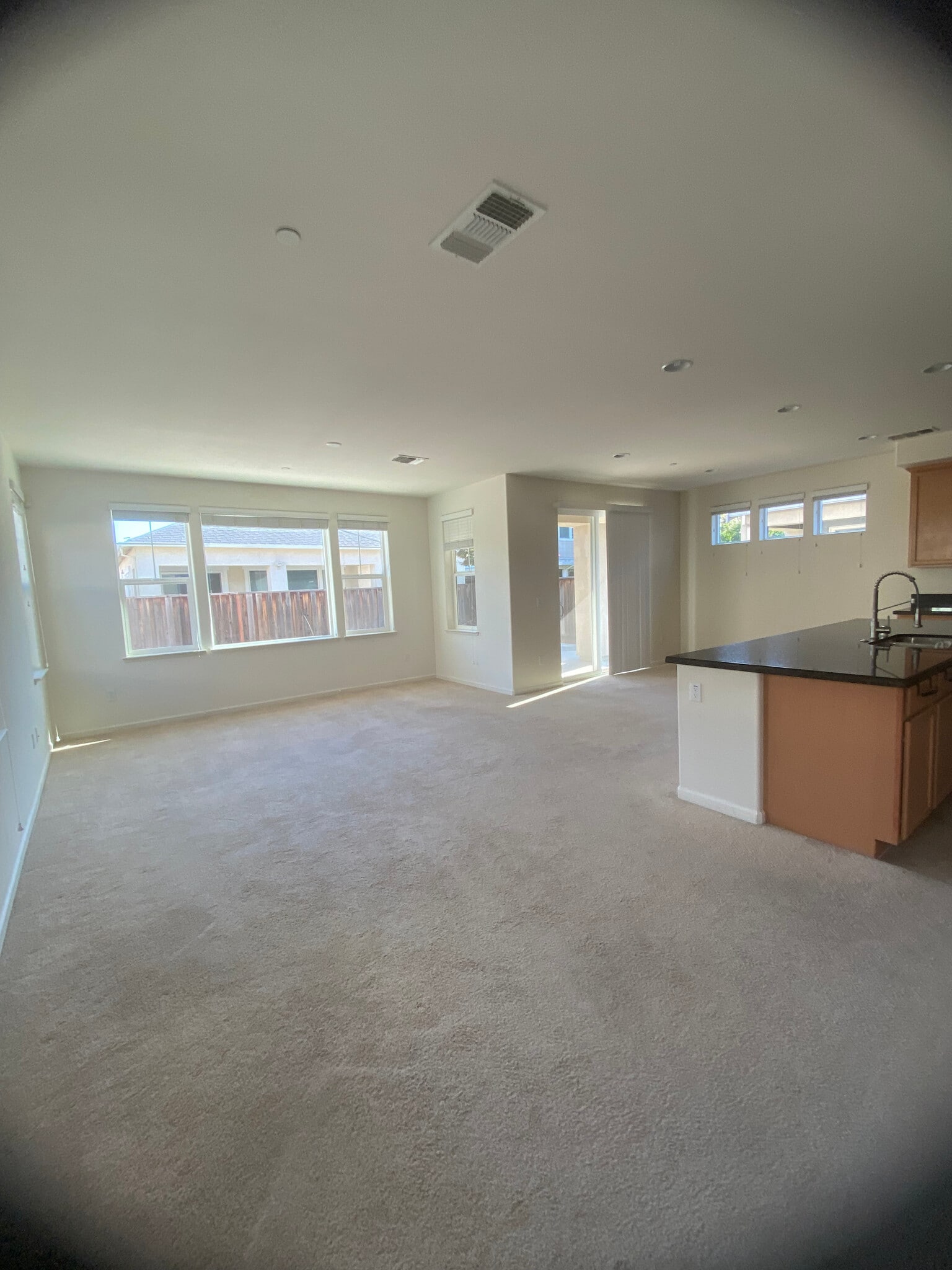 Building Photo - 830 San Bernardo Ln