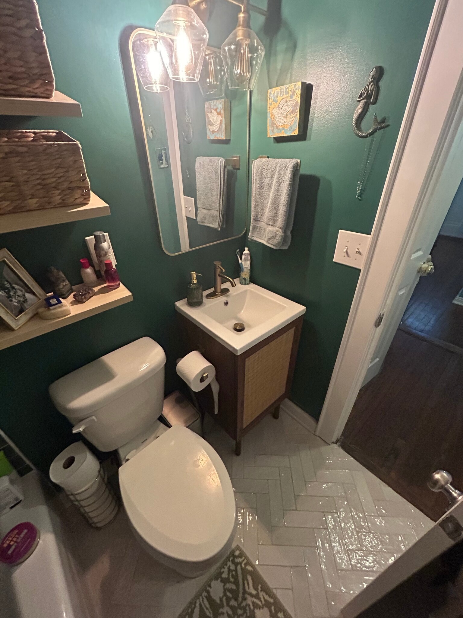 Building Photo - 4425 Holmes Ave