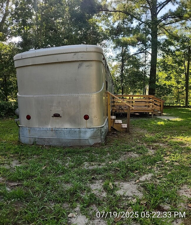 Building Photo - 58 Robinson Ln