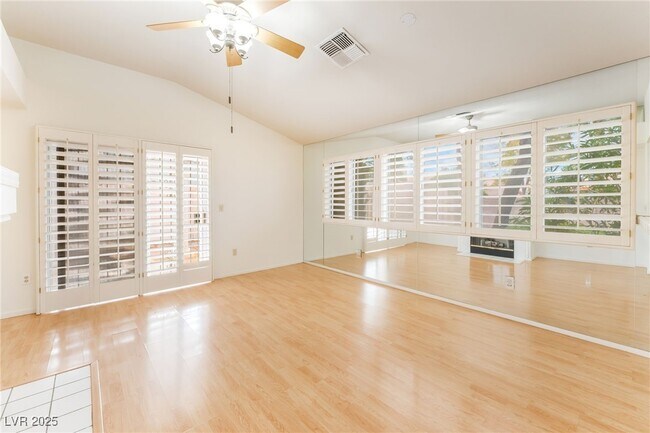 Building Photo - 5209 Velazco Ln