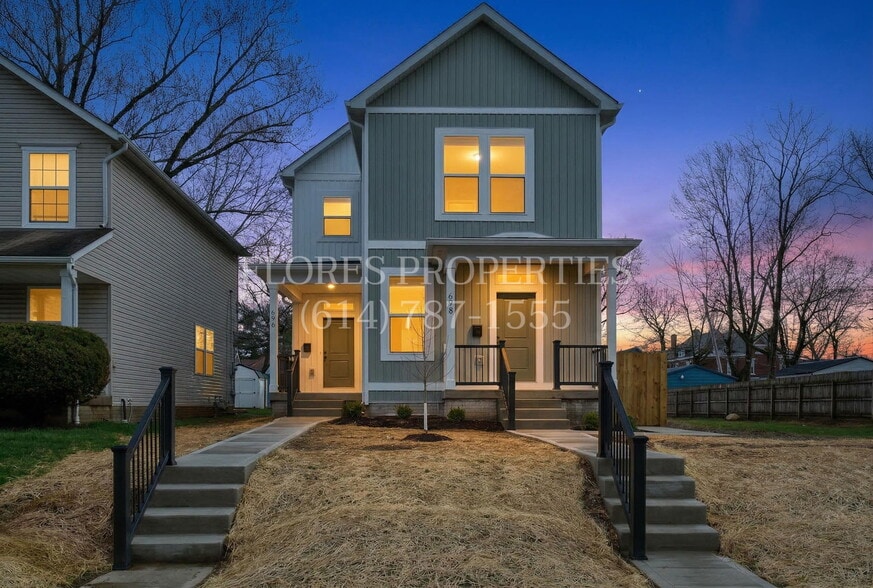 Building Photo - 698 S 22nd St