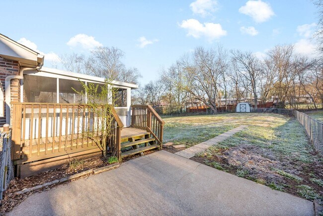 Building Photo - 3 Bedroom Home for Rent in St. B!