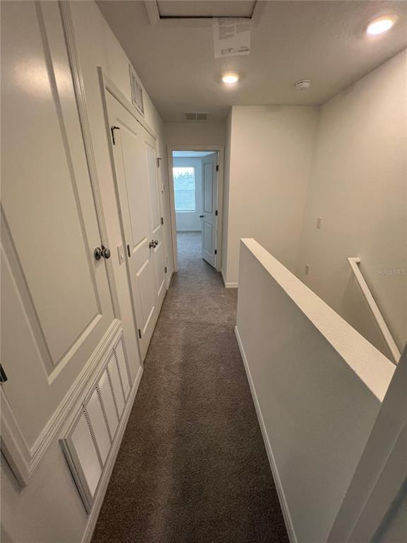 Building Photo - 2983 Skyline Lp