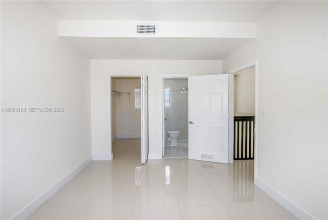 Building Photo - 26181 SW 135th Ct