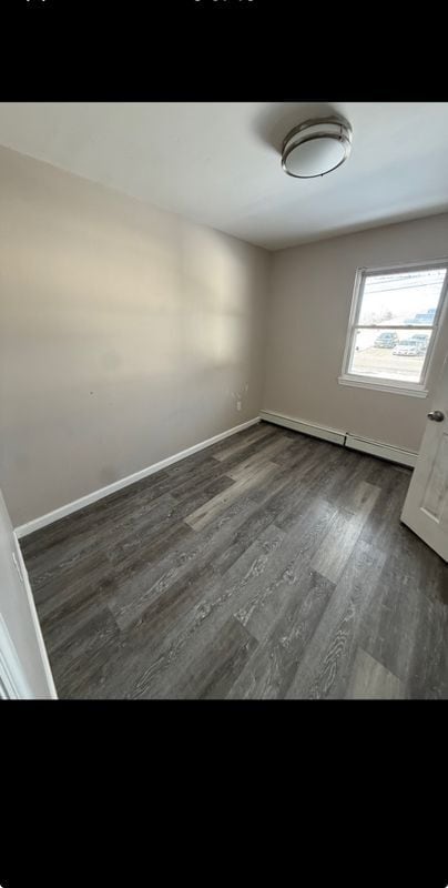 Building Photo - 2 Roland Rd