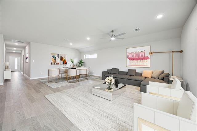 Building Photo - 523 Whispering Winds Trl