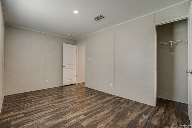 Building Photo - 78 Spanish Oak Rd