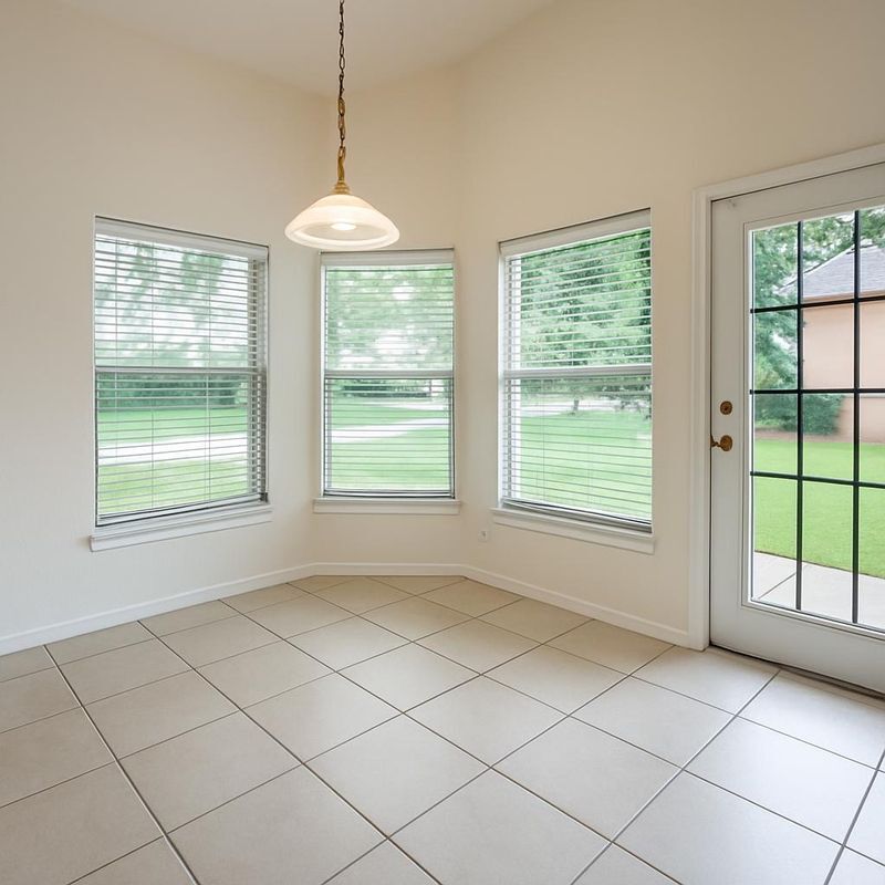 Building Photo - 1397 Holly Glen Run