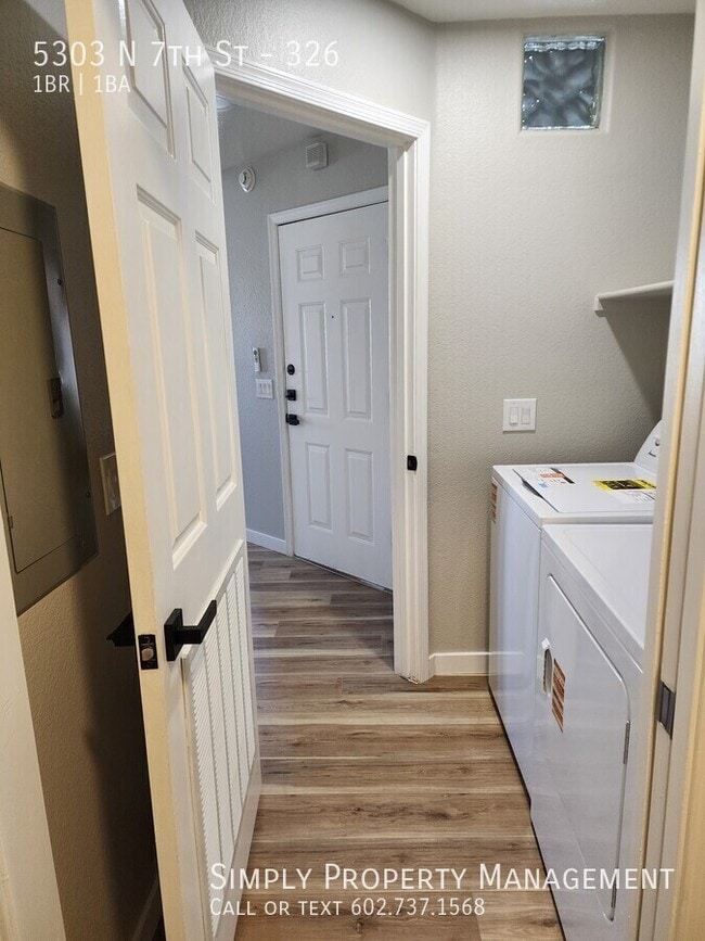 Building Photo - 5303 N 7th St