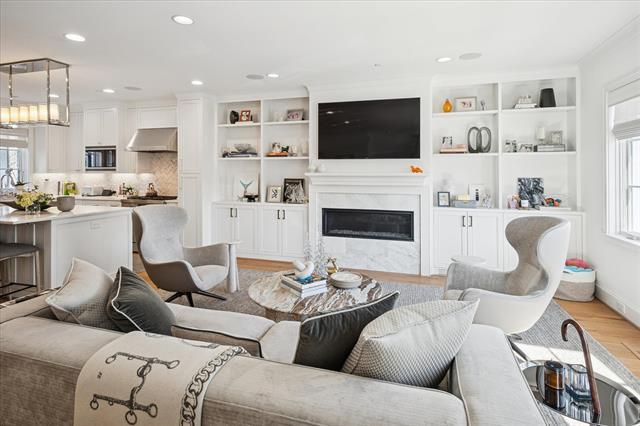 Building Photo - 3420 Rosedale Ave