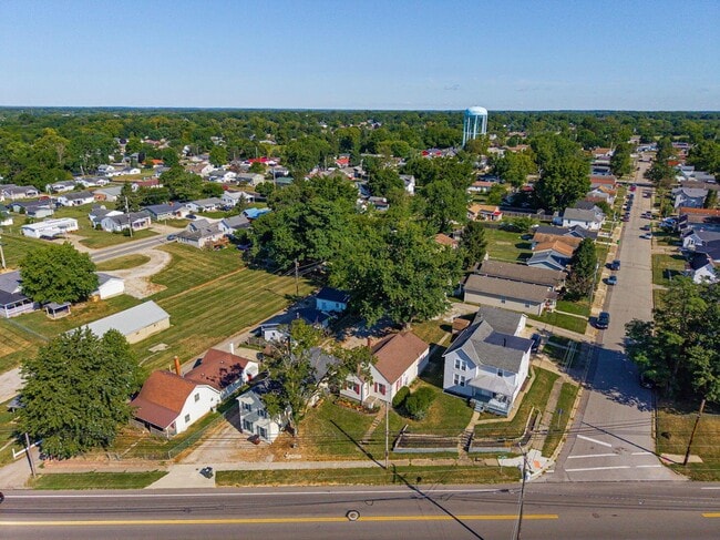 Building Photo - 334 Lancaster Pike