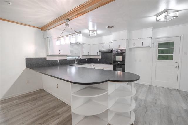 Building Photo - 8301 Llano Ave