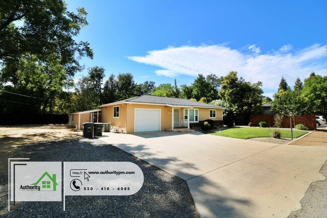 Building Photo - 2061 Jewell Ln