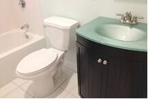 Building Photo - 64-66 Litchfield St