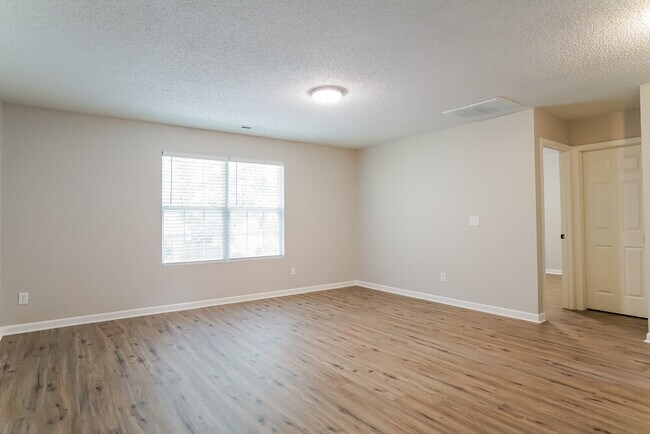 Building Photo - 1227 Arbor Greene Dr