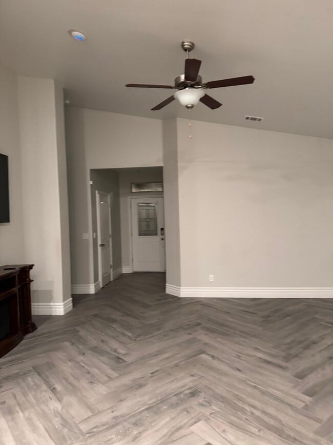 Building Photo - Call Today About Our Move In Special | Gos...