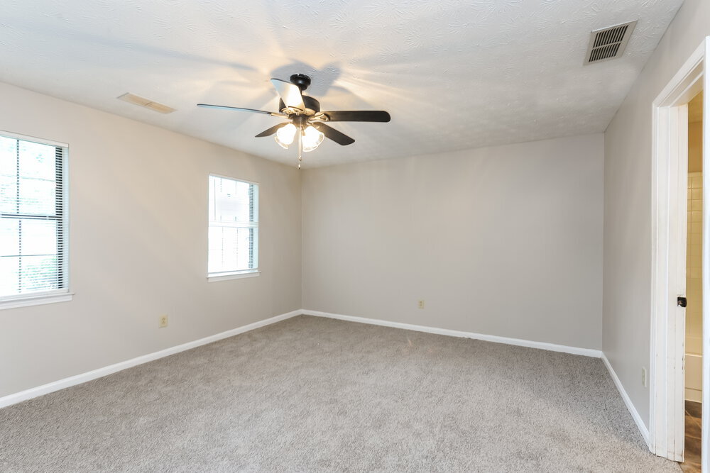 Building Photo - 3240 Grand Central Dr