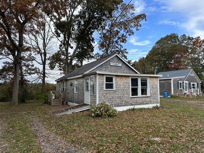 Building Photo - 132 Weeden Rd