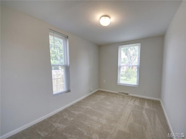Building Photo - House for Rent in Lemay