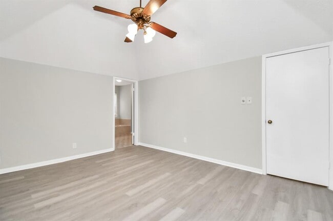 Building Photo - 14810 Cypress Ridge Dr
