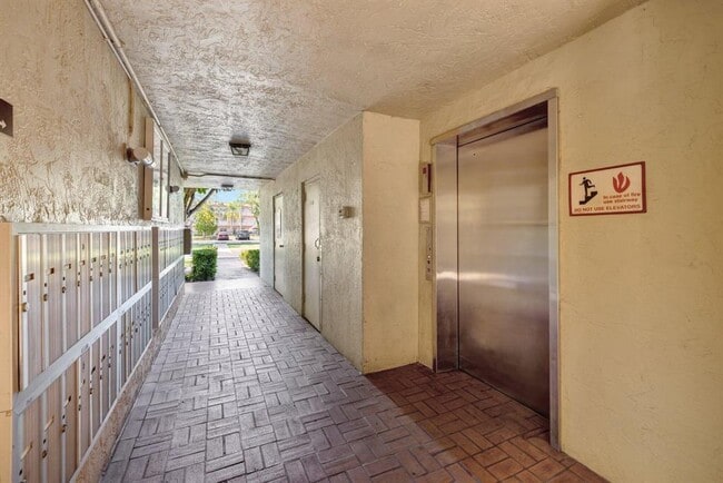 Building Photo - 3301 NW 47th Terrace