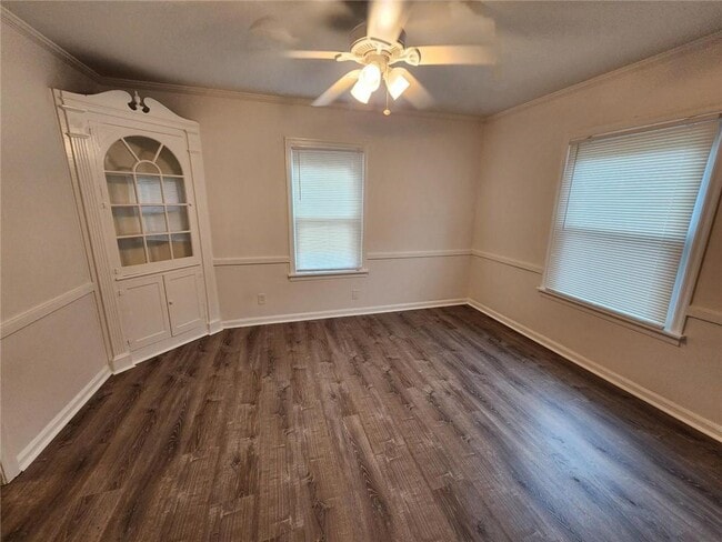 Building Photo - 2431 N Decatur Rd