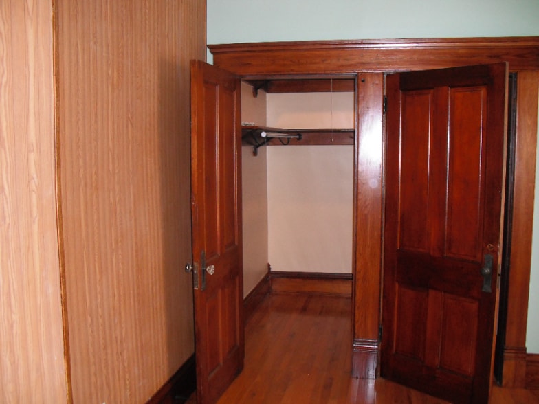 Building Photo - 1586 Genessee Ave