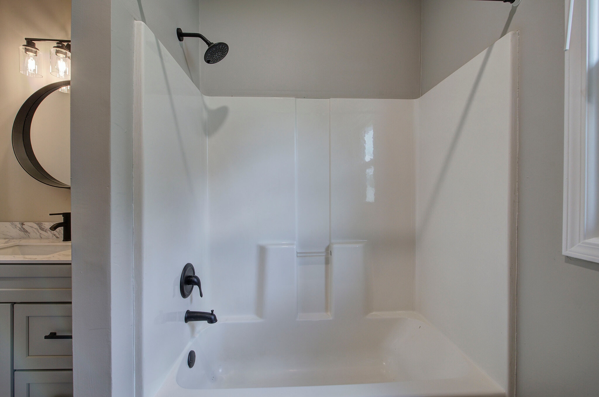 Bath 3 - 227 Saint Elmo Cir