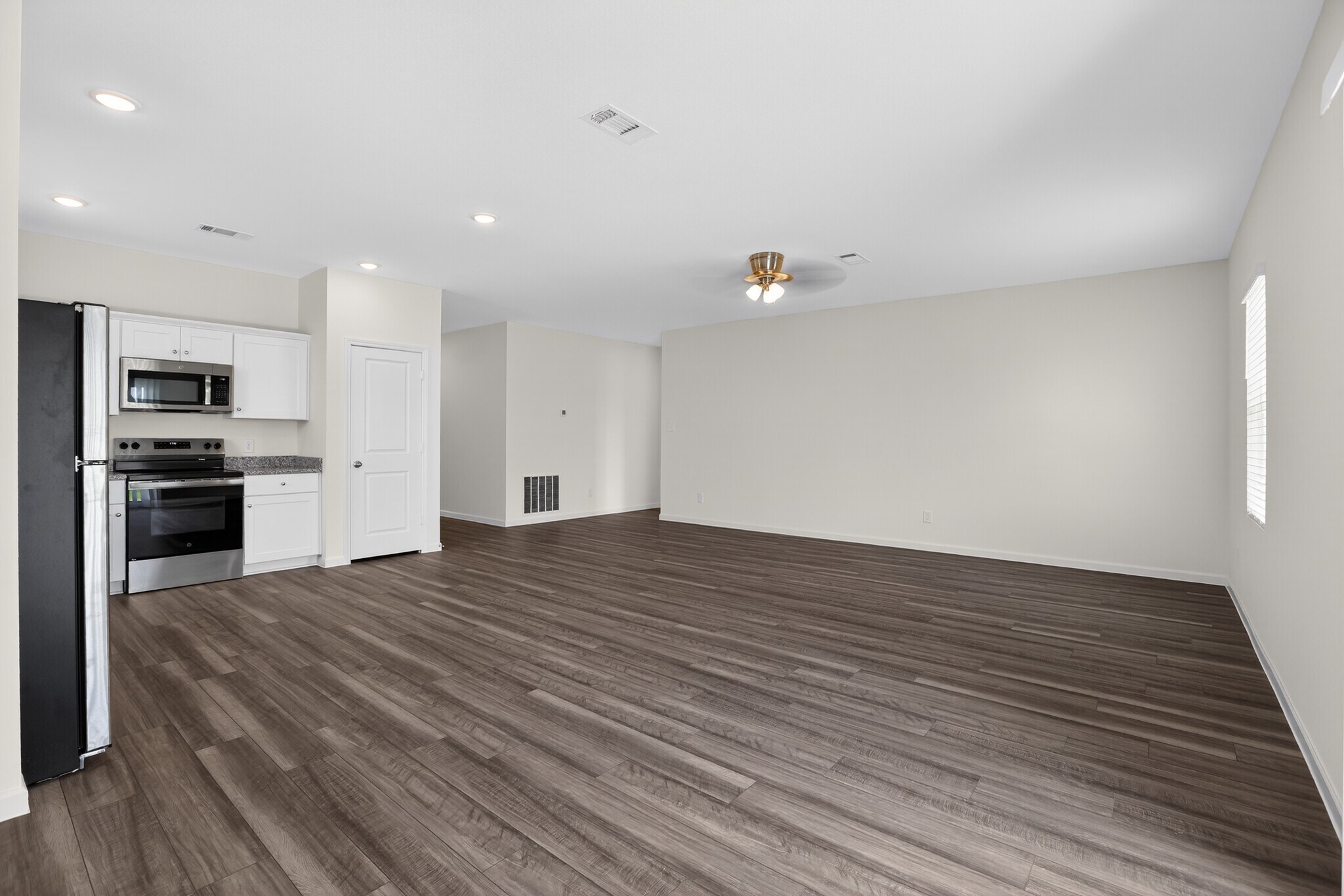 Building Photo - 4725 Harlequin Dr