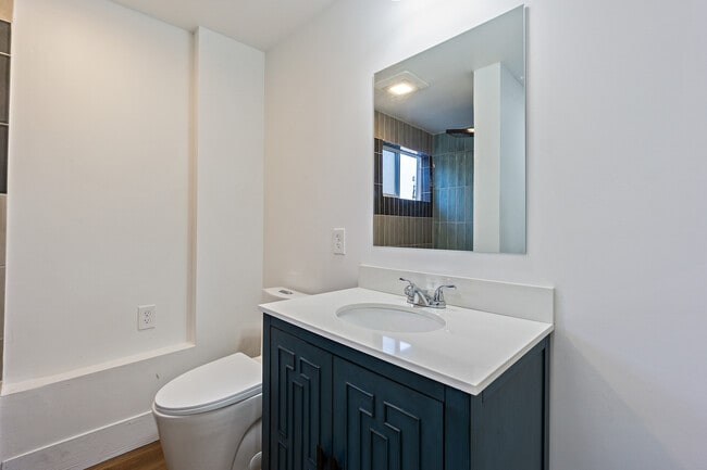 Building Photo - 2620 S 227th Pl