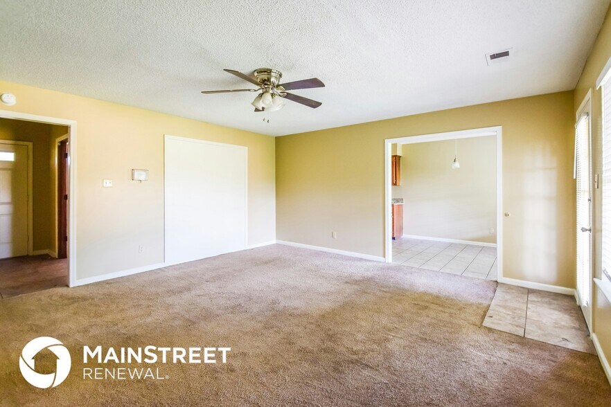 Building Photo - 7411 Paddock Cove
