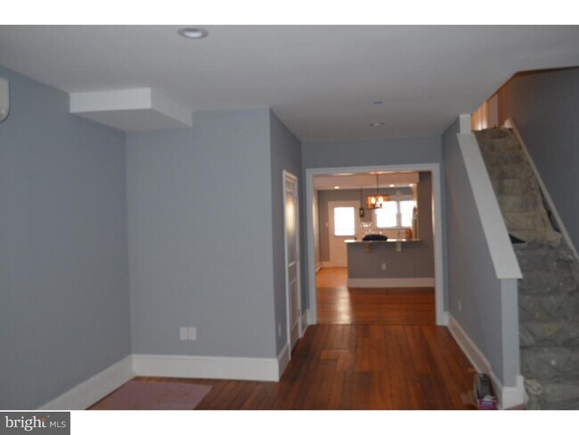 Building Photo - 117 Magnolia St