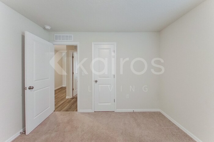Building Photo - 1244 W Hanover Ln