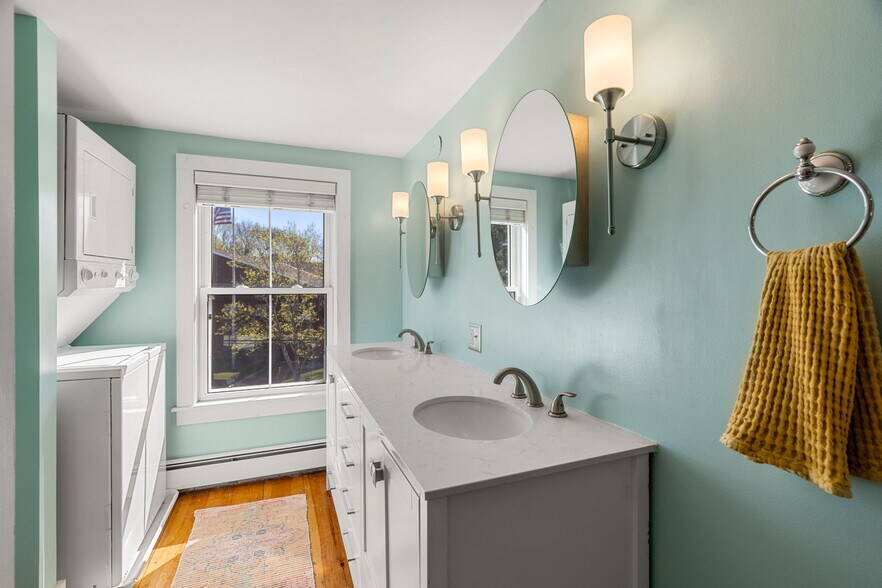 Building Photo - 4 Greenleaf St