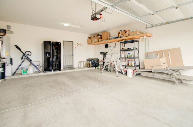 Building Photo - 22896 W Arrow Dr