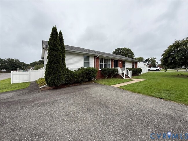 Building Photo - 9723 Royerton Dr