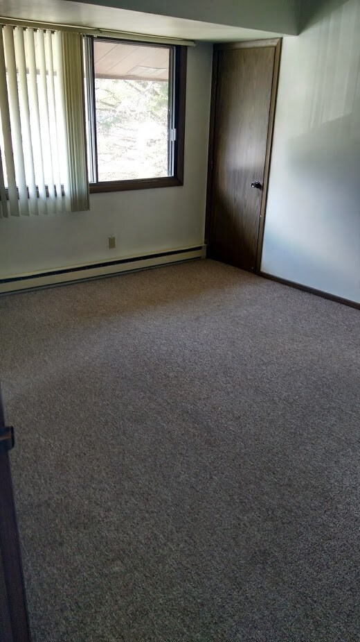 Building Photo - 401 N East St