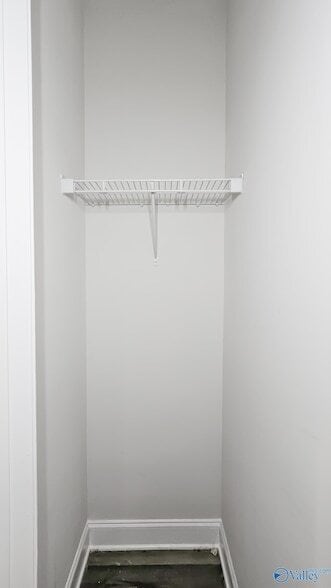 Building Photo - 403 Edgebrook Dr