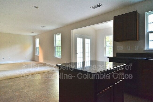 Building Photo - 151 Luna Trail