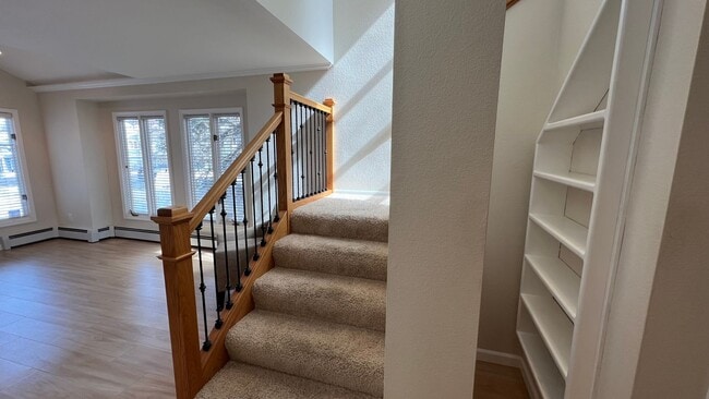 Building Photo - Lovely 2 Bedroom Townhouse Condo W/Garage - Corner Lot - Call Today!